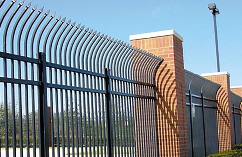 Commercial spear top metal fence