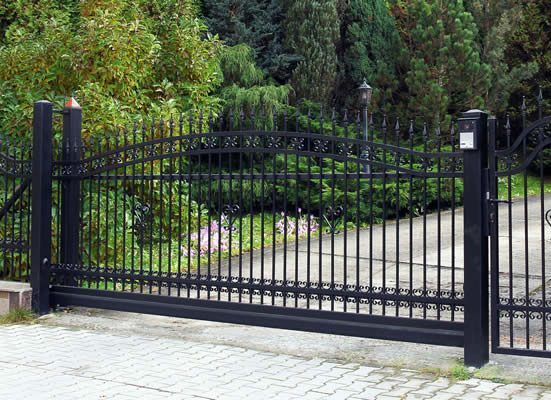 electric gate driveway fence